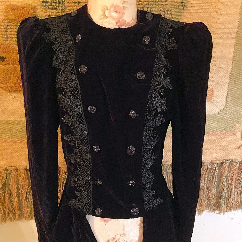 Vintage 1980s Scott McClintock Velvet and Lace Peplum Jacket With Tails